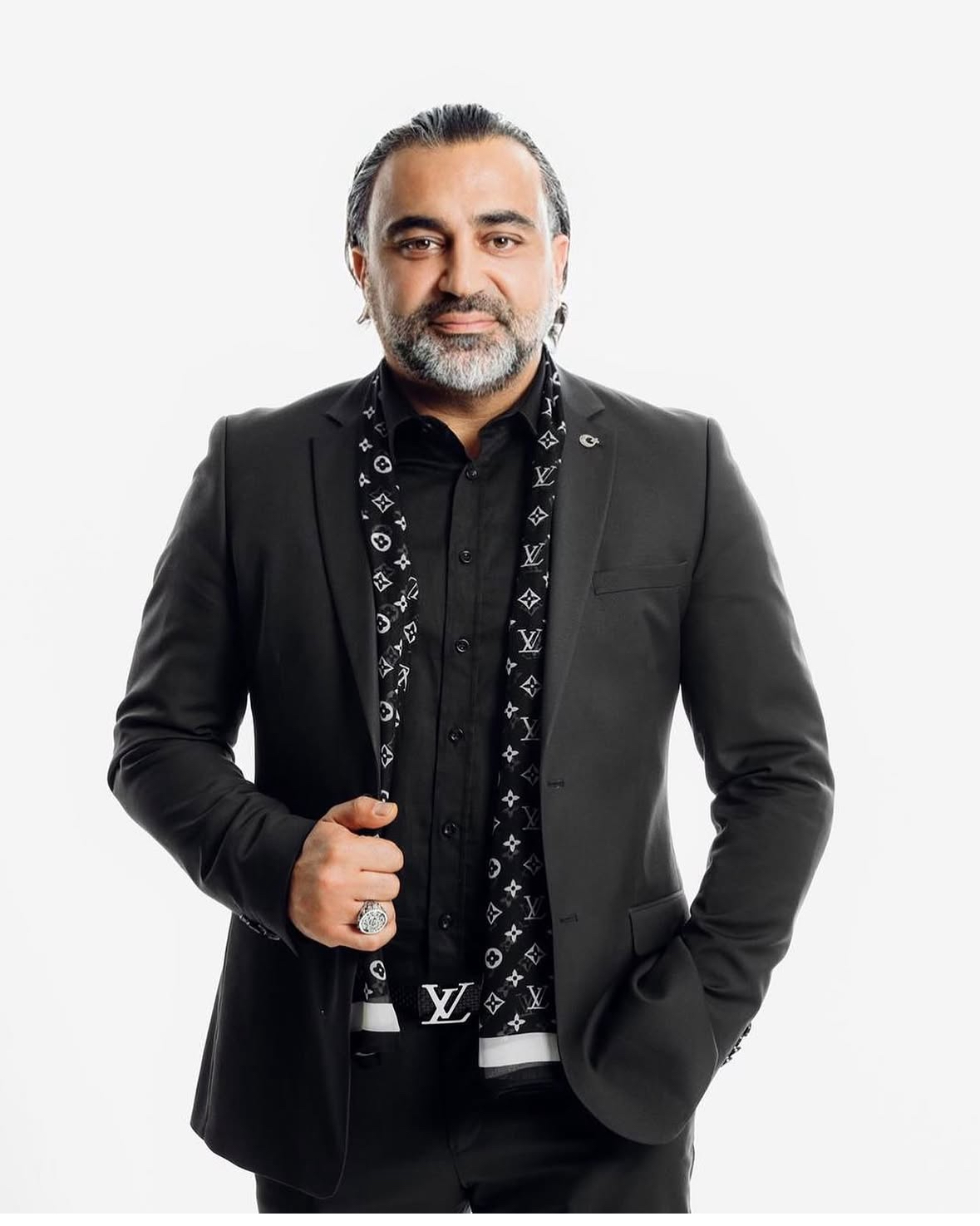 Kadir Yücelbaş — Kurucu | Strateji, İnovasyon ve Uluslararası İş Birlikleri